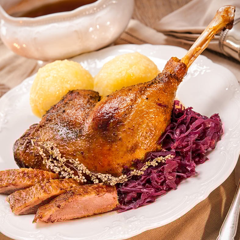 Gänsekeule natur, mit Haut, mit Knochen – Hafermast, HKL A (900 g)  3