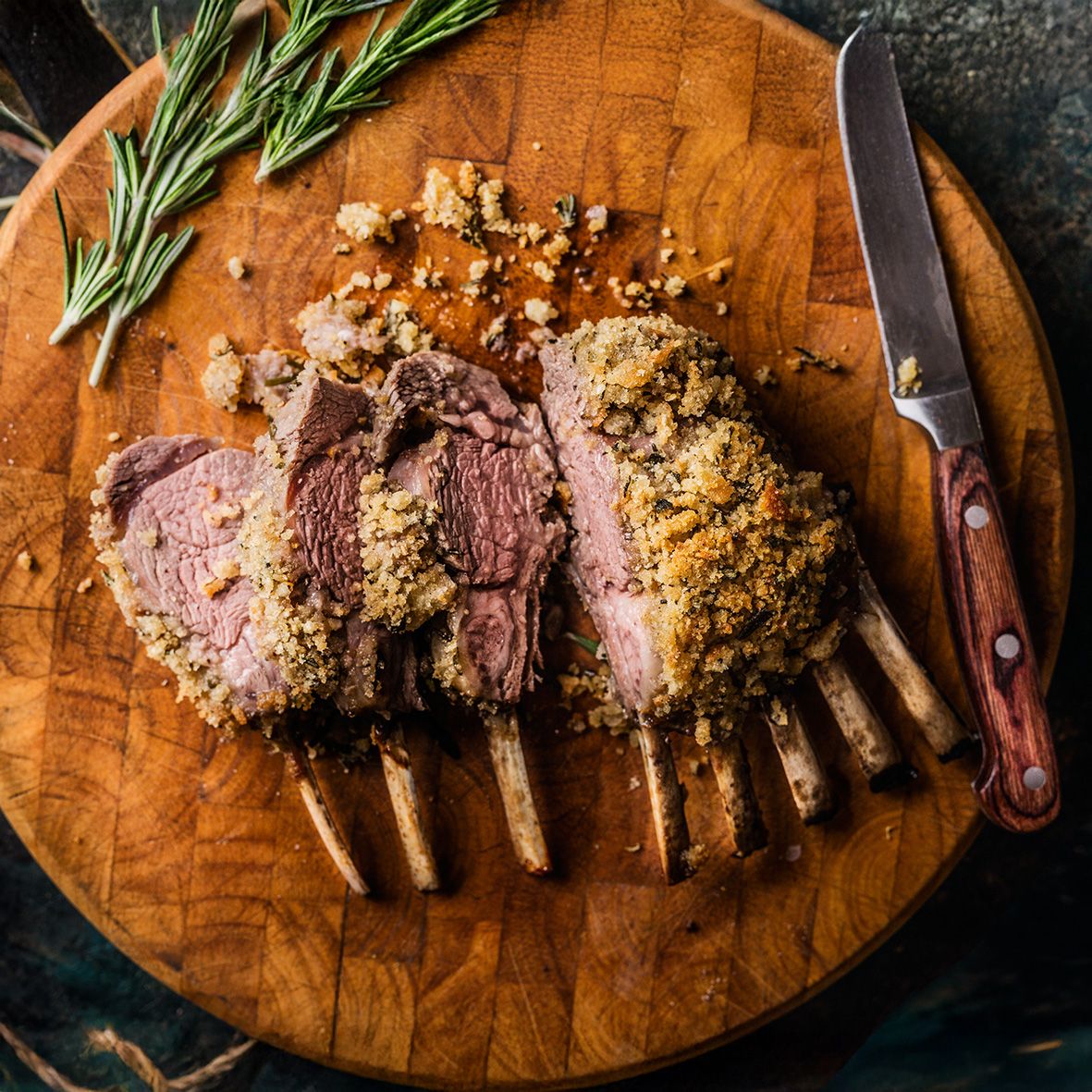 Lammkrone (Lammcarree / French Rack) – Zartes Rückenstück vom Weidelamm 3