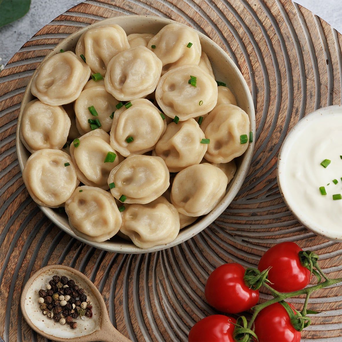 Pelmeni - "Pelmjaschi" m. Schweine- u. Rindfleisch 2