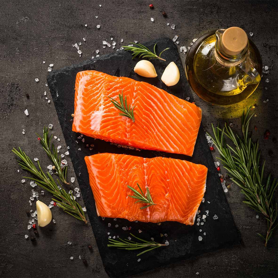 Lachsfilet in Öl – küchengerecht geschnitten, roh & ohne Haut (2 x 180 g)