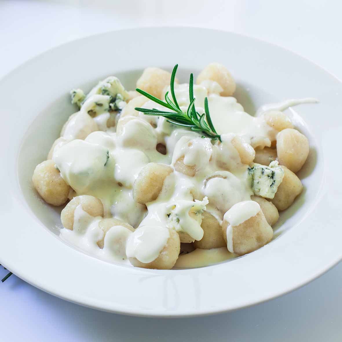 Gorgonzolasauce – Cremig-würzige Sauce mit Weißwein &amp; feinem Blauschimmelkäse (4 x 200g)