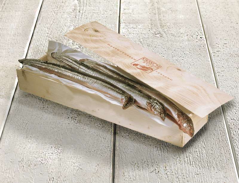 GOSCH Räucheraal – Über Buchenholz heißgeräuchert