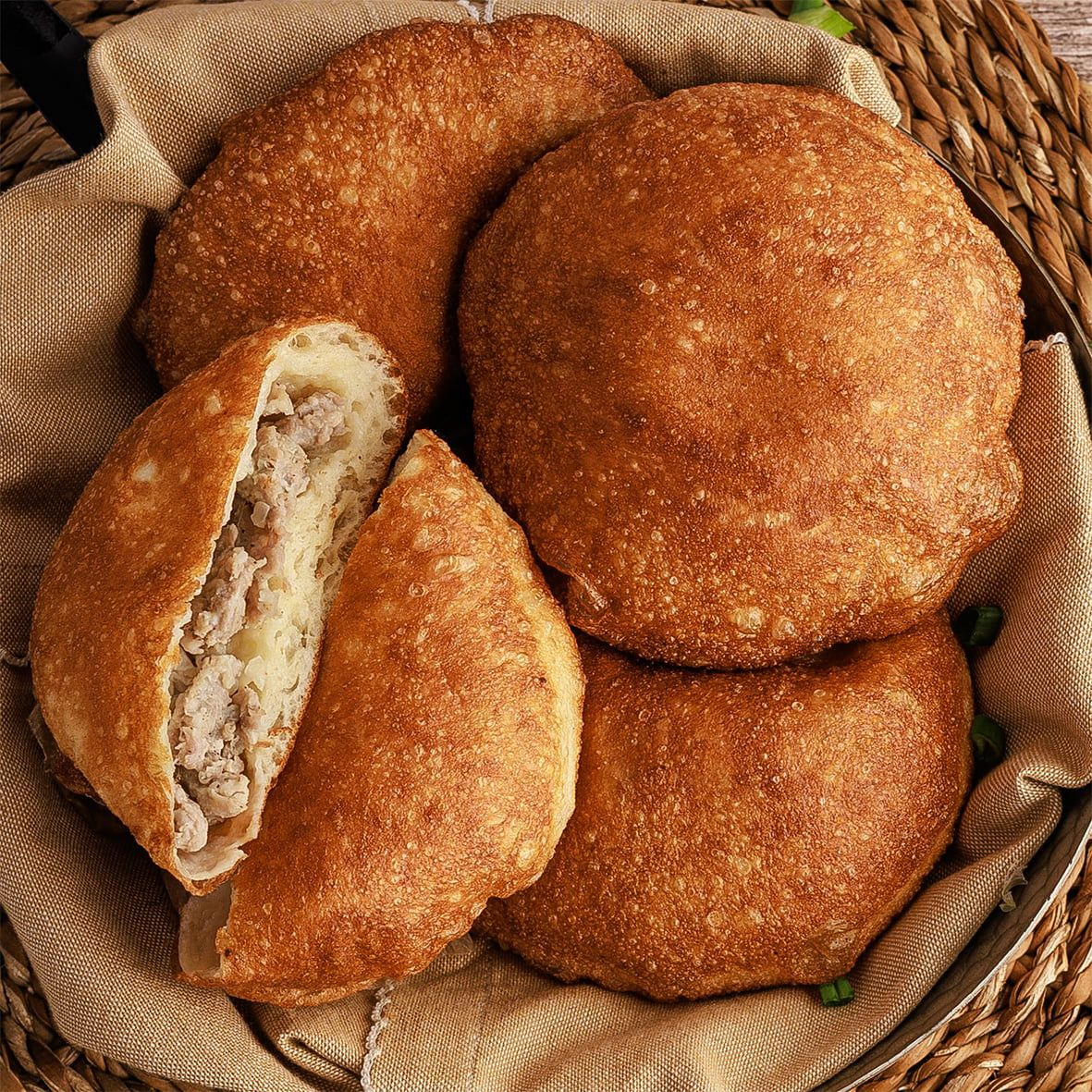 Belaschi m. Schweinefleisch 3