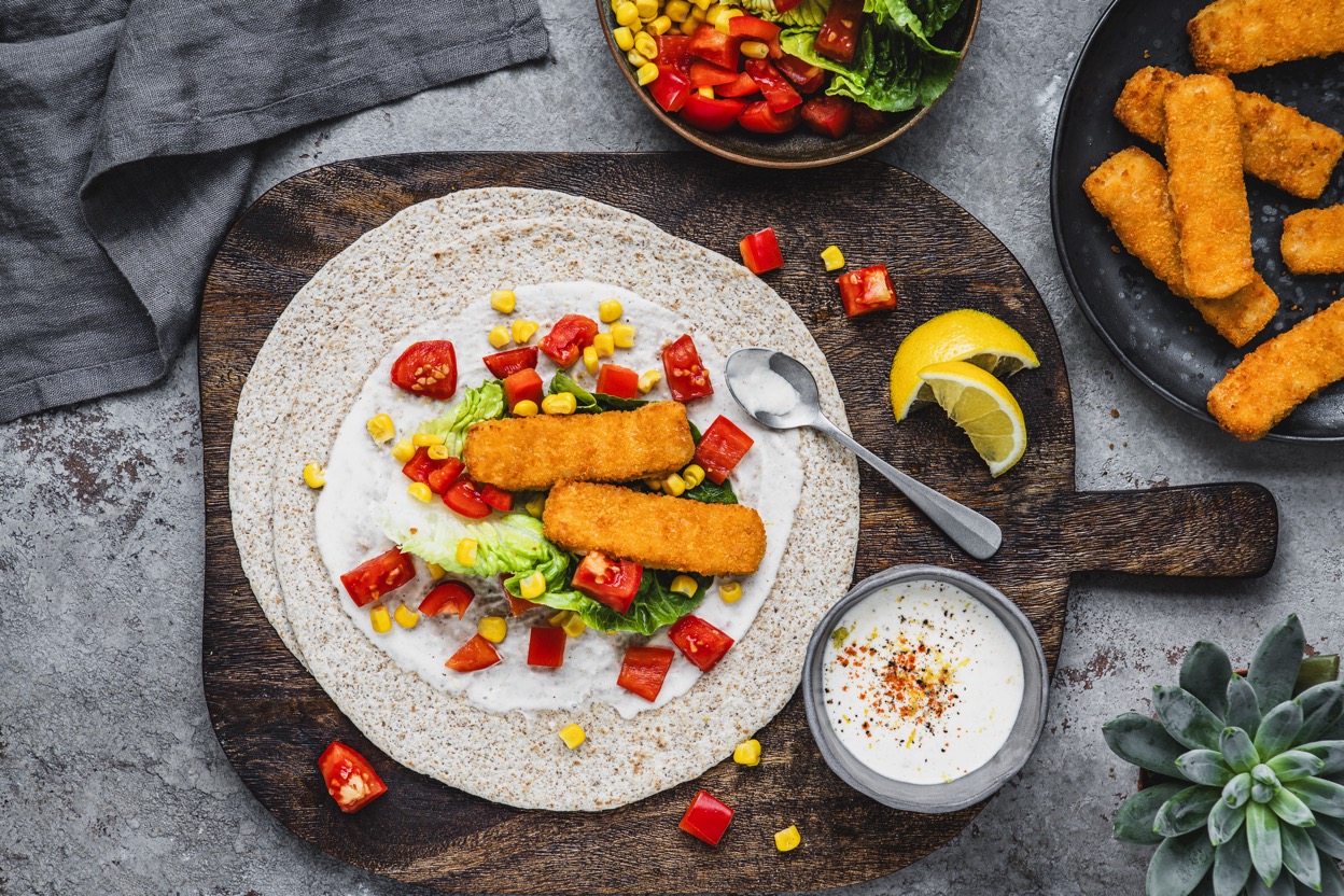 Schnelle Fischstäbchen-Gemüse-Wraps – Einfach & Lecker! iglo Bunte Fischstabchen-Gemuse Wraps 3